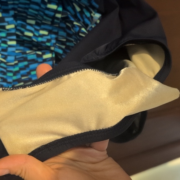 Maxine Of Hollywood Blue & Black Flattering One Piece Swimsuit Size 16 - Picture 8 of 8